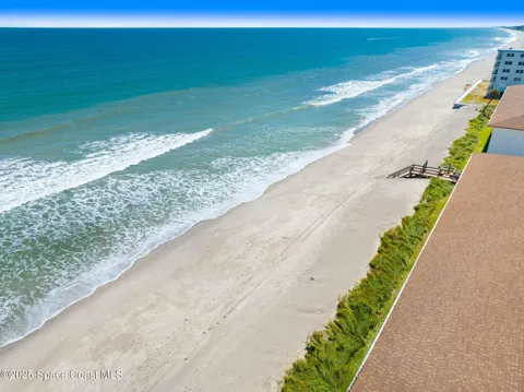 199 Jimmy Buffett Mem Highway #A-104