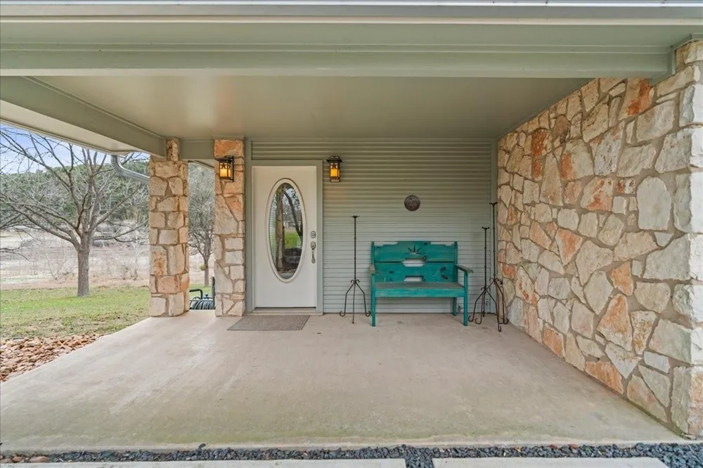2400 Flite Acres Road Wimberley, TX 78676