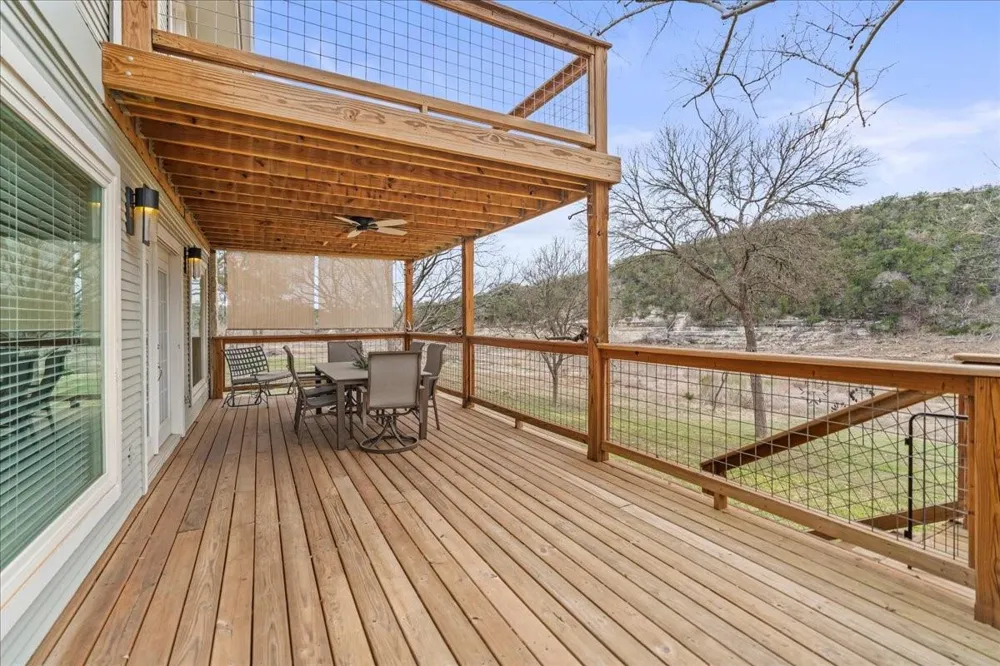 2400 Flite Acres Road Wimberley, TX 78676