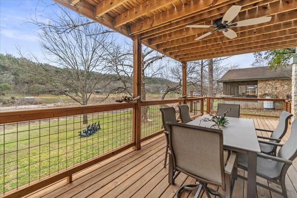 2400 Flite Acres Road Wimberley, TX 78676