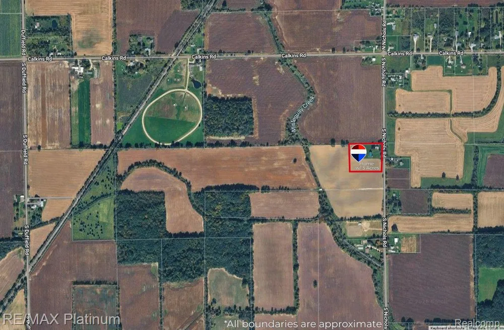 1136 S Nichols Road Clayton Charter Township, MI 48473