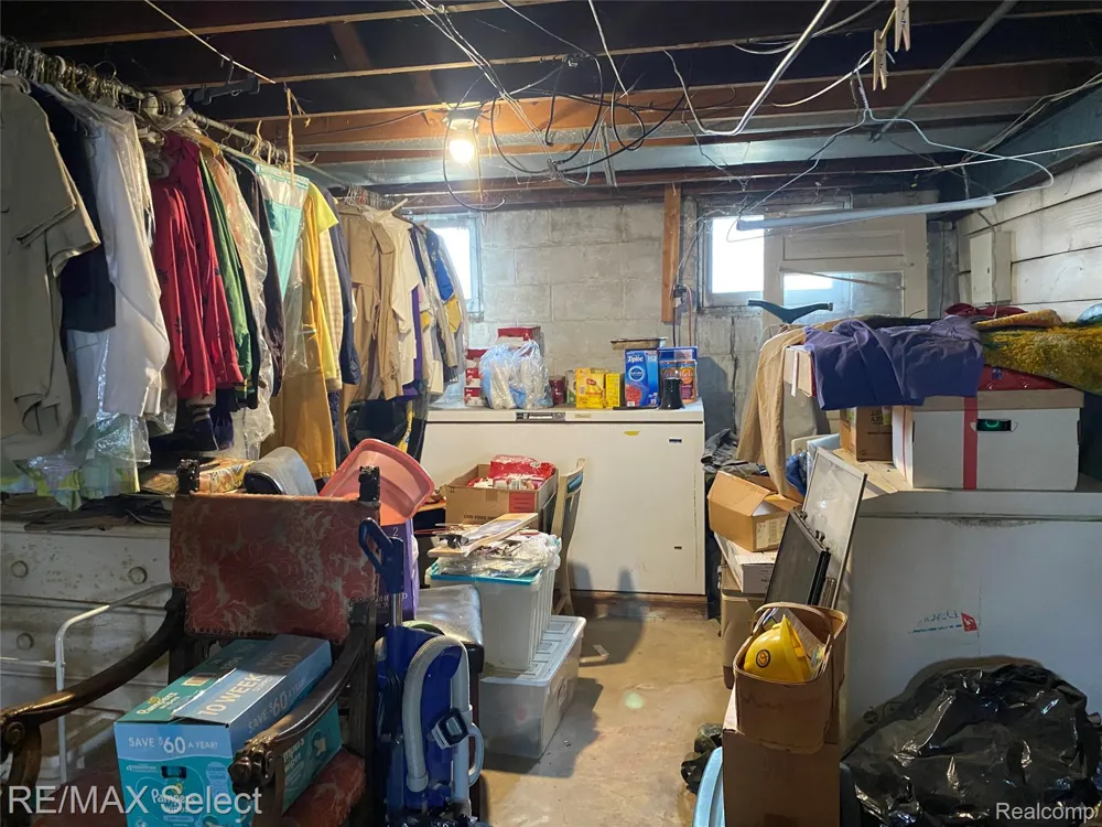 51 Runnels Street Port Huron City, MI 48060