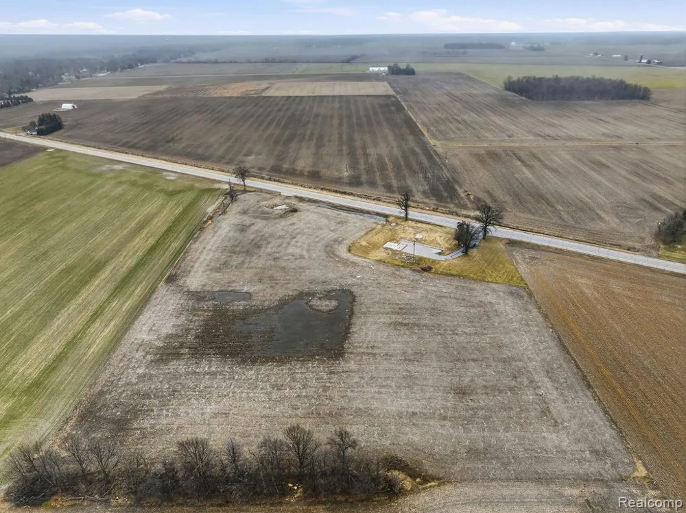 Saginaw Road Tuscola Township, MI 48768