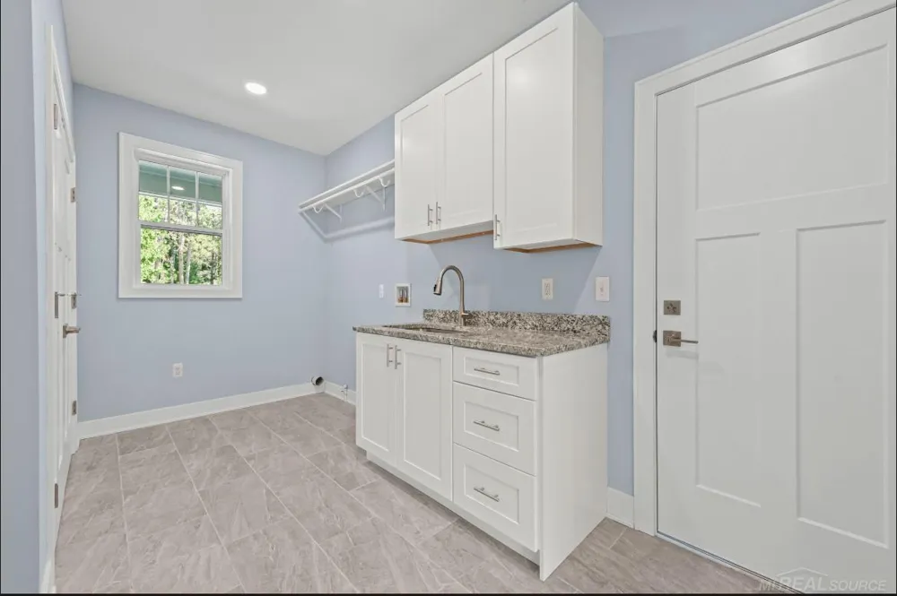 3200 Weidemann Drive Brandon Charter Township, MI 48348
