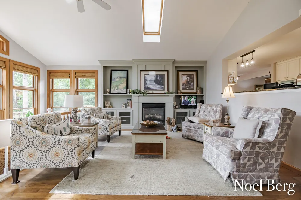 17218 Timber Dunes Drive Grand Haven Charter Township, MI 49417