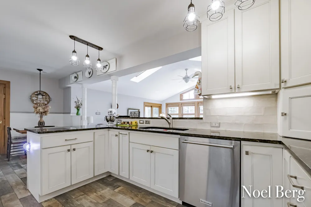 17218 Timber Dunes Drive Grand Haven Charter Township, MI 49417