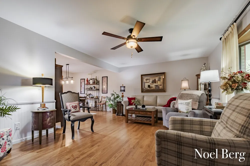 17218 Timber Dunes Drive Grand Haven Charter Township, MI 49417