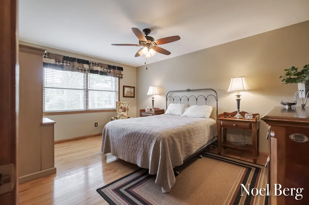 17218 Timber Dunes Drive Grand Haven Charter Township, MI 49417