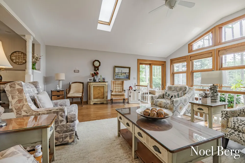 17218 Timber Dunes Drive Grand Haven Charter Township, MI 49417