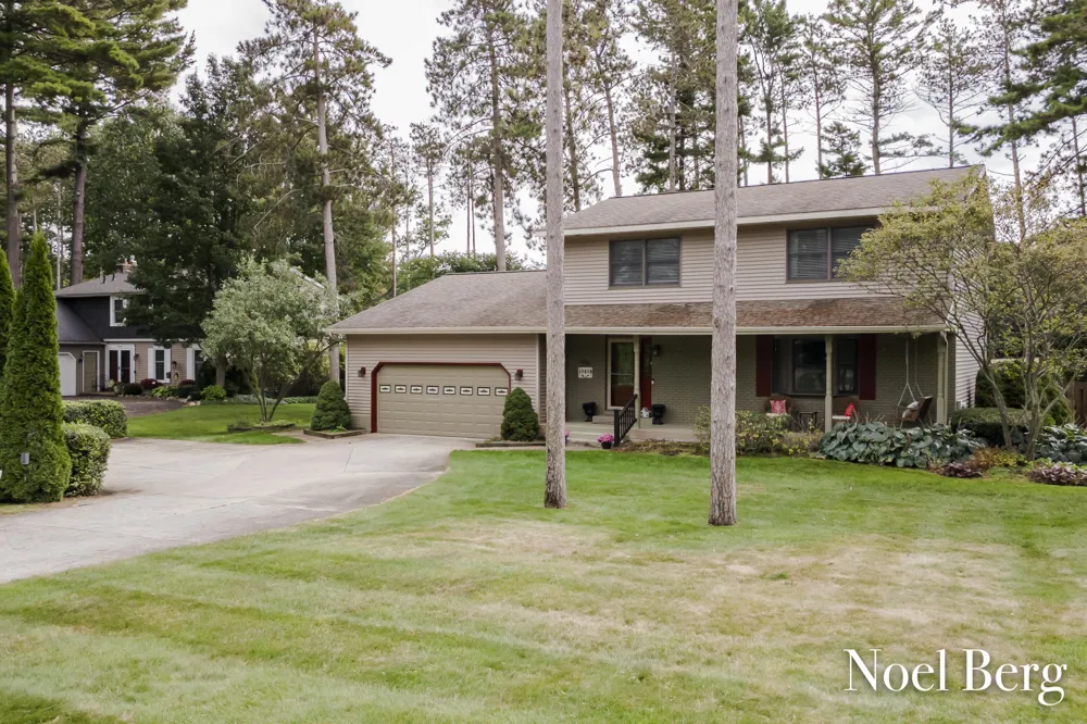 17218 Timber Dunes Drive Grand Haven Charter Township, MI 49417