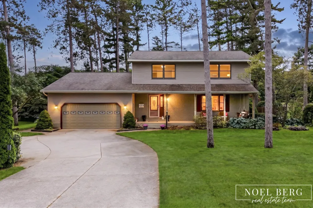 17218 Timber Dunes Drive Grand Haven Charter Township, MI 49417
