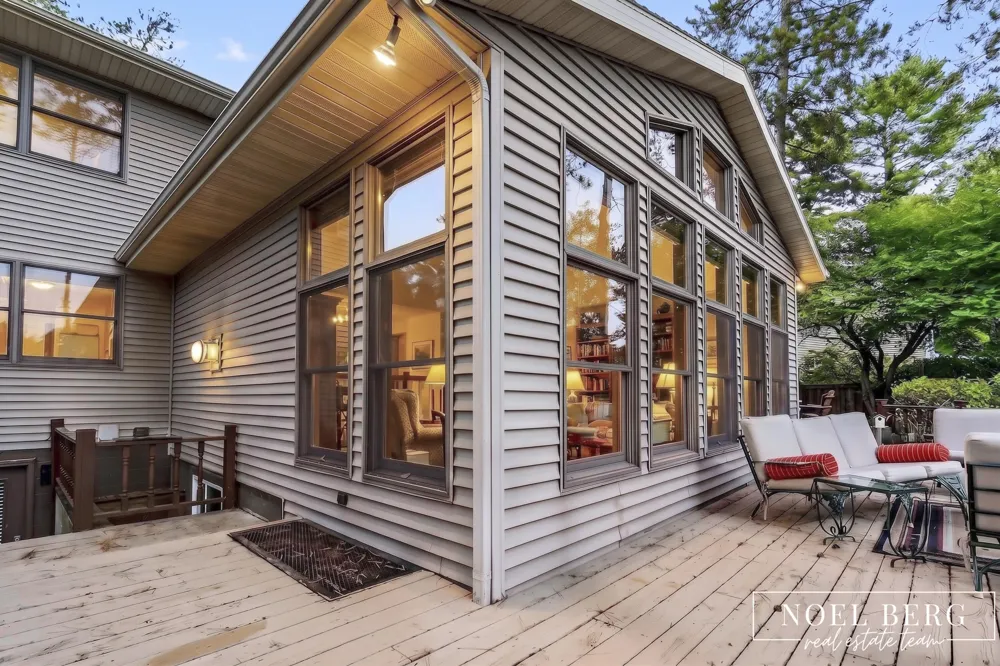 17218 Timber Dunes Drive Grand Haven Charter Township, MI 49417