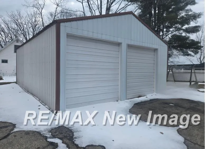 3837 S Pine Road Billings Township, MI 48612