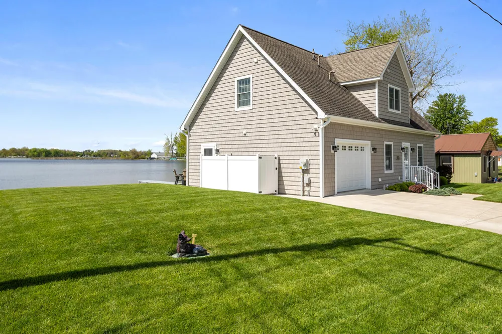 243 E Rose Road Ovid Township, MI 49036
