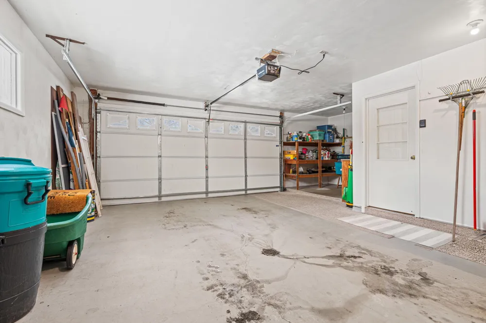 2095 Lakeshore Drive Ganges Township, MI 49408