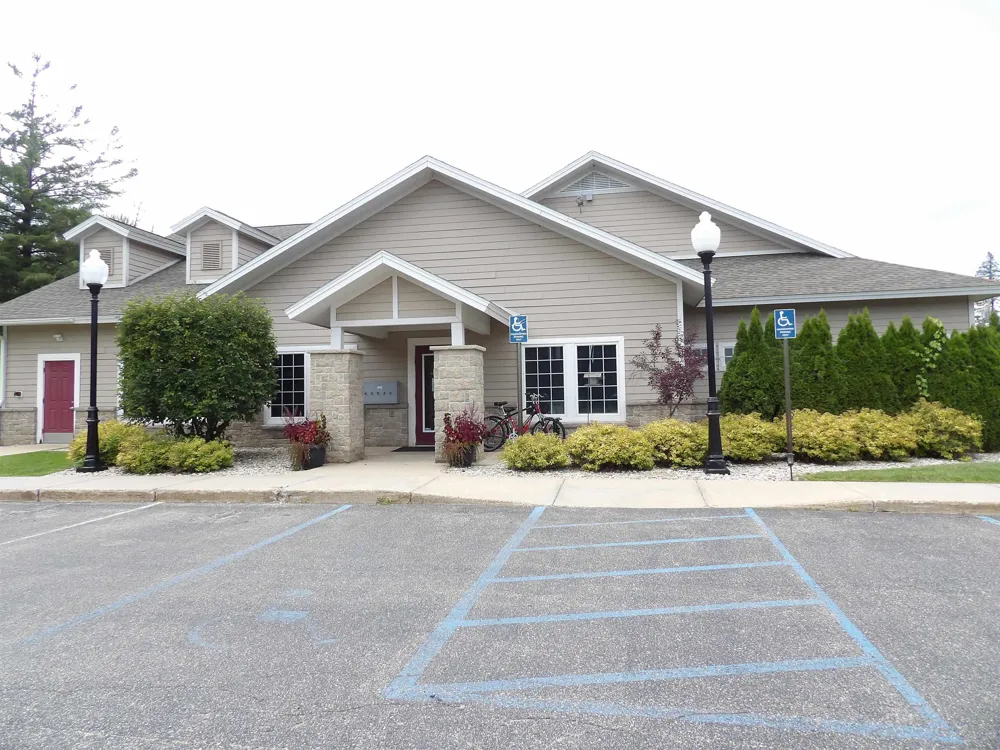 1246 Sunnyside Cadillac City, MI 49601