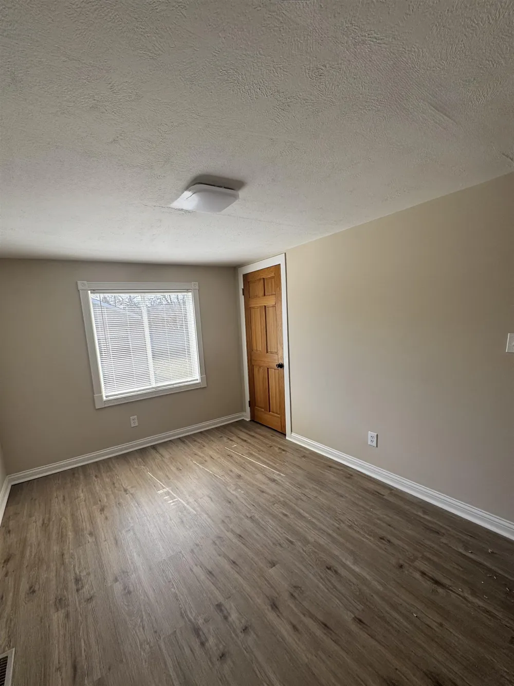 1306 Garfield Street Mt Morris City, MI 48458