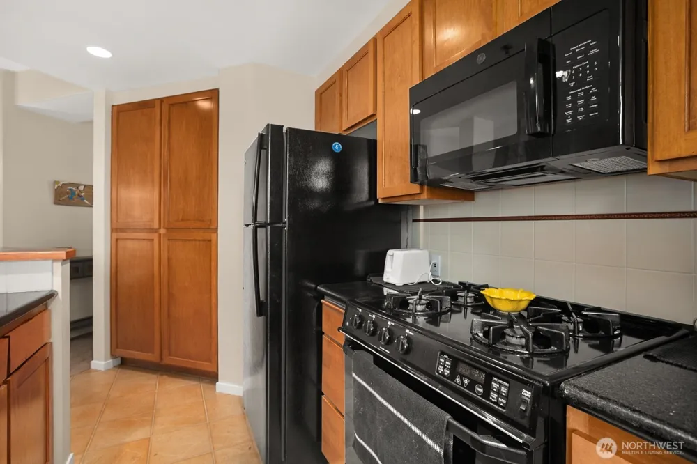 2801 1st Avenue #1014 Seattle, WA 98121