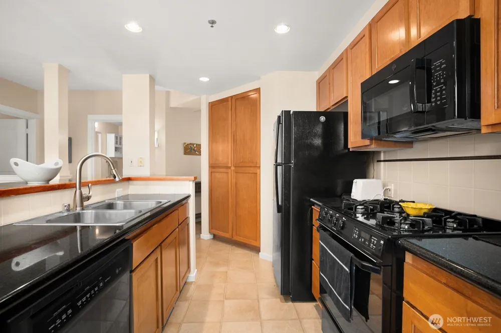 2801 1st Avenue #1014 Seattle, WA 98121