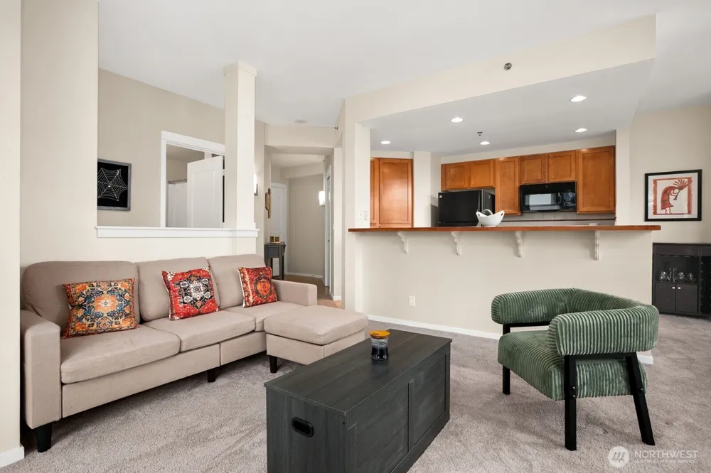 2801 1st Avenue #1014 Seattle, WA 98121