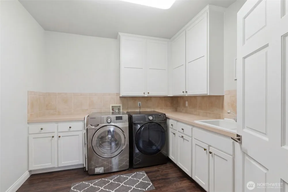 6405 84th Avenue Ct W University Place, WA 98467