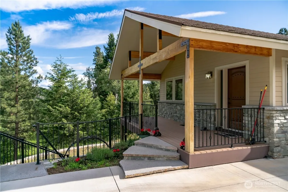 54 Spring Meadow Lane Oroville, WA 98844