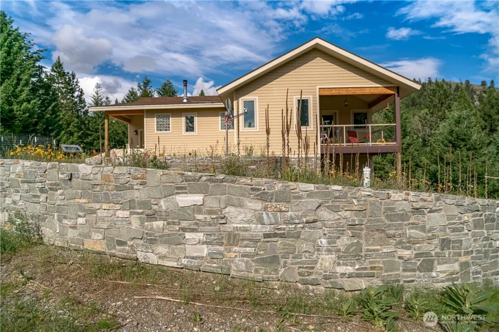 54 Spring Meadow Lane Oroville, WA 98844