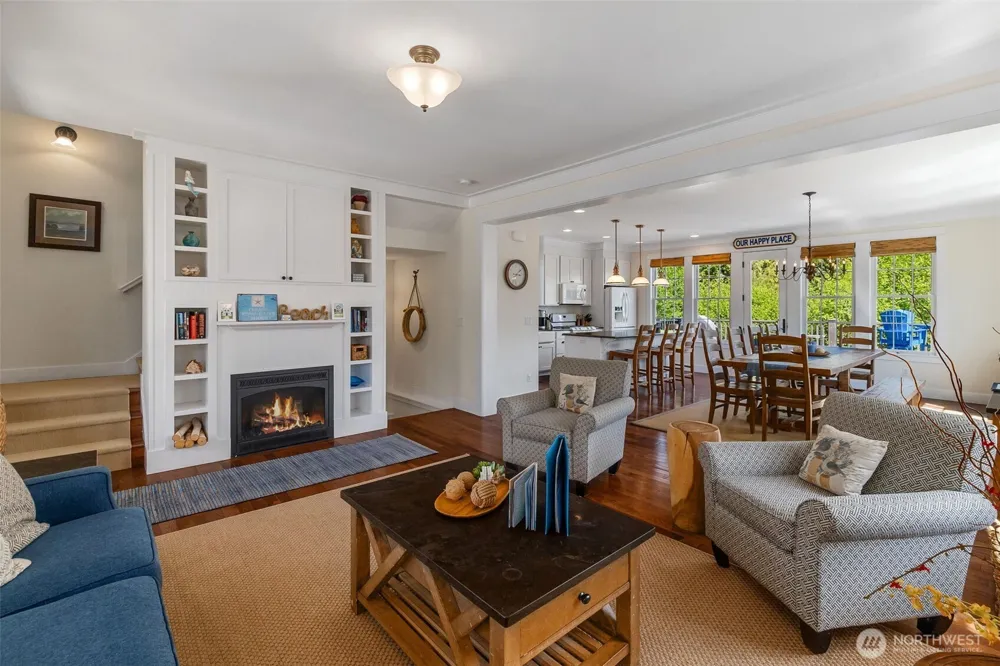 81 Compass Street Pacific Beach, WA 98571