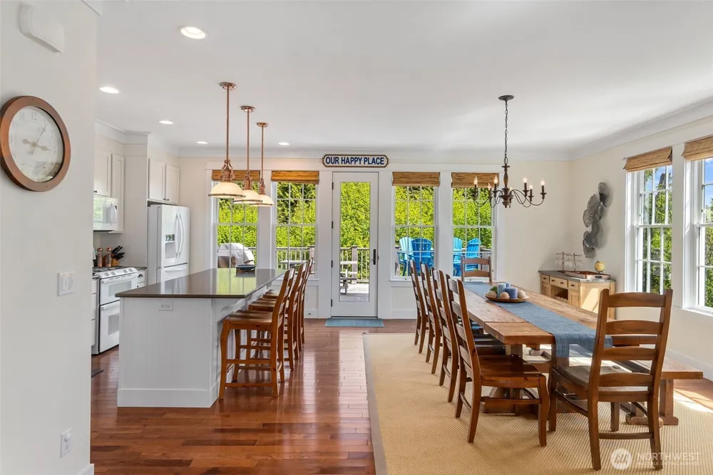 81 Compass Street Pacific Beach, WA 98571