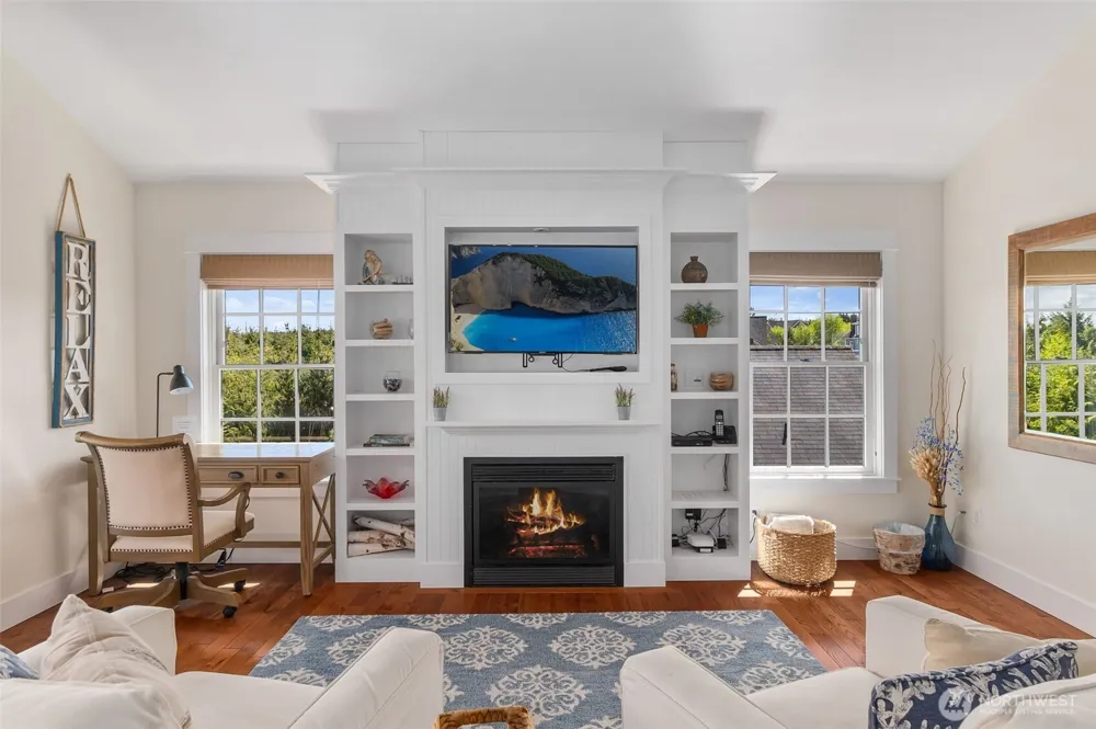 81 Compass Street Pacific Beach, WA 98571