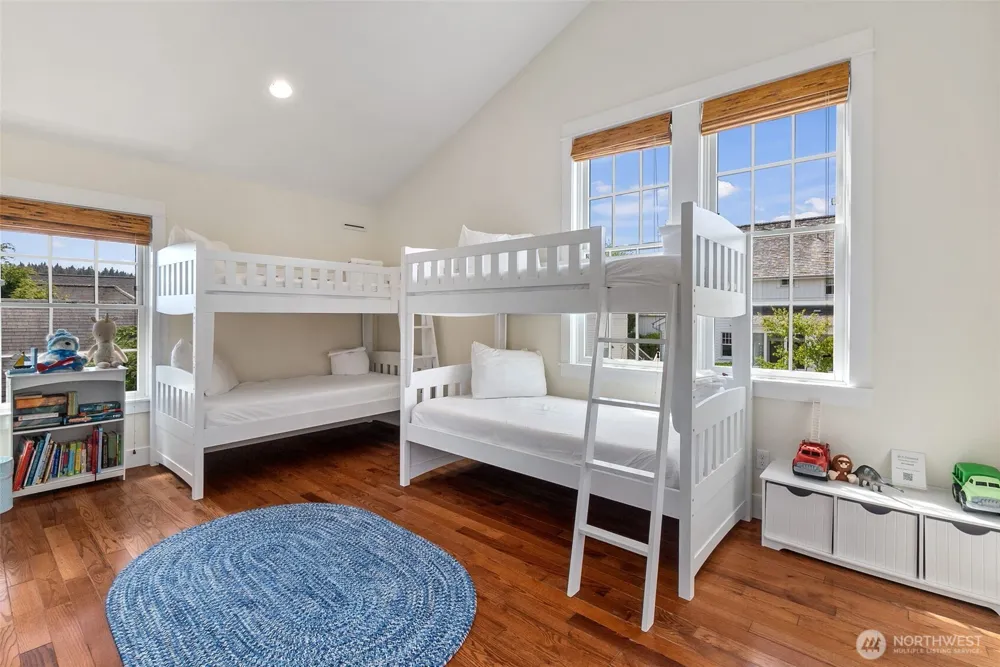 81 Compass Street Pacific Beach, WA 98571