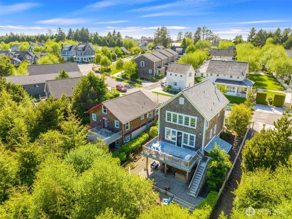 81 Compass Street Pacific Beach, WA 98571