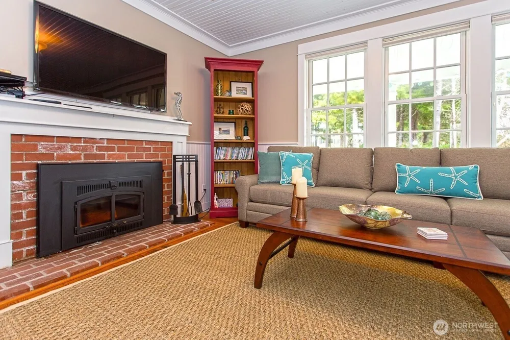 38 Trillium Lane Pacific Beach, WA 98571