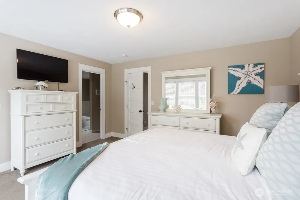 38 Trillium Lane Pacific Beach, WA 98571
