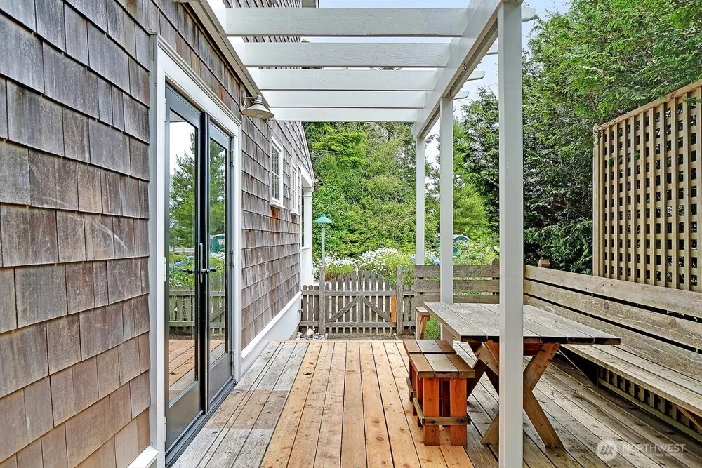 38 Trillium Lane Pacific Beach, WA 98571