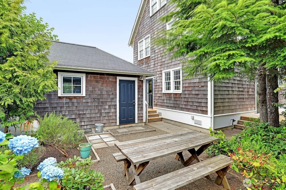 38 Trillium Lane Pacific Beach, WA 98571