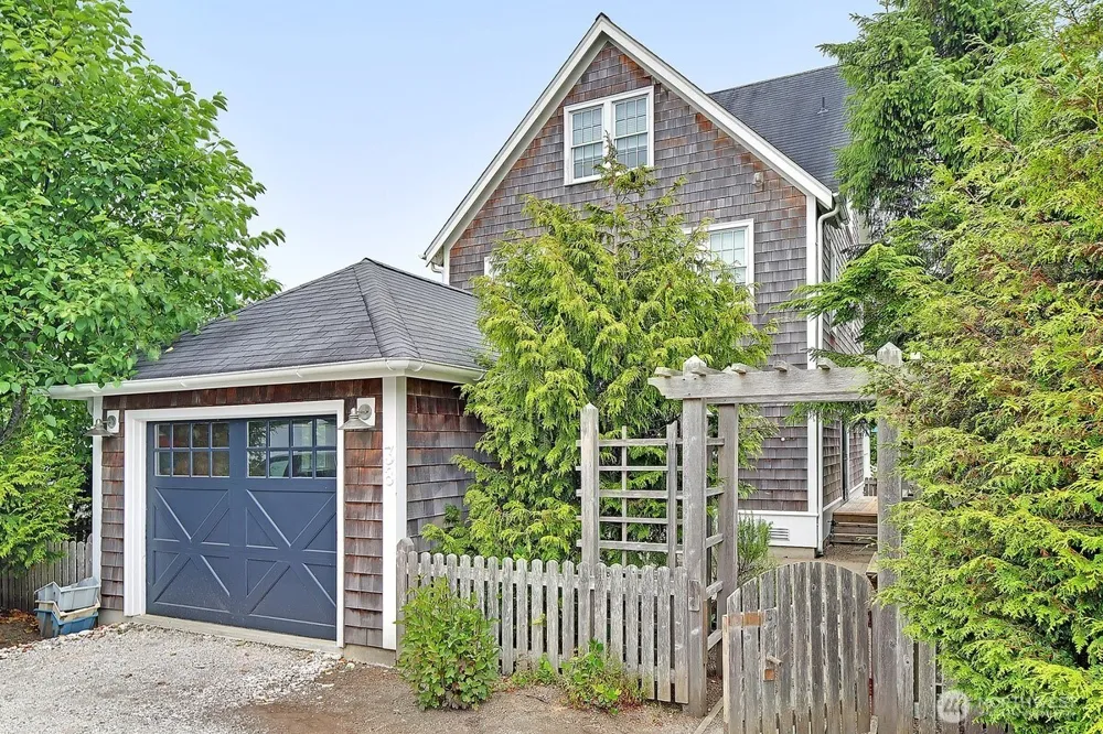 38 Trillium Lane Pacific Beach, WA 98571