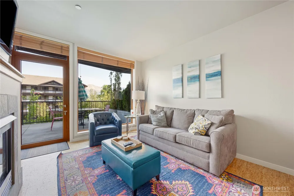 2220 W Woodin Avenue #106 Chelan, WA 98816