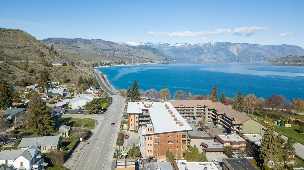 2220 W Woodin Avenue #106 Chelan, WA 98816
