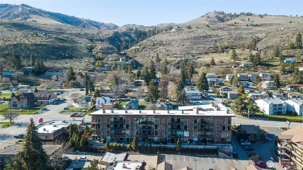2220 W Woodin Avenue #106 Chelan, WA 98816