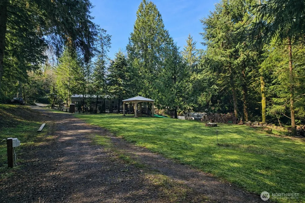300 W Arrowhead Drive Elma, WA 98541