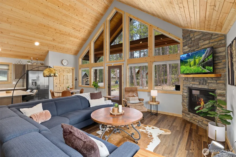 330 Rockberry Loop Ronald, WA 98940