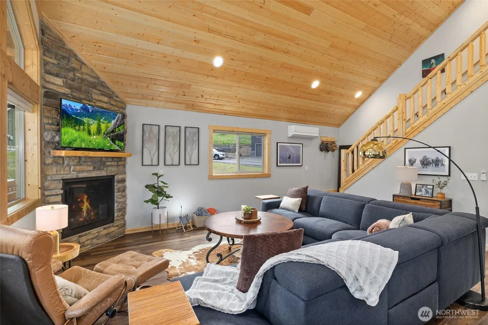 330 Rockberry Loop Ronald, WA 98940