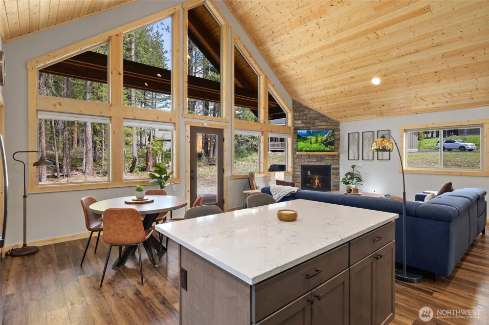 330 Rockberry Loop Ronald, WA 98940