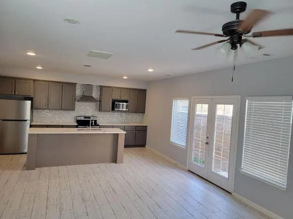 8203 Oak Knoll Lane #B Houston, TX 77028