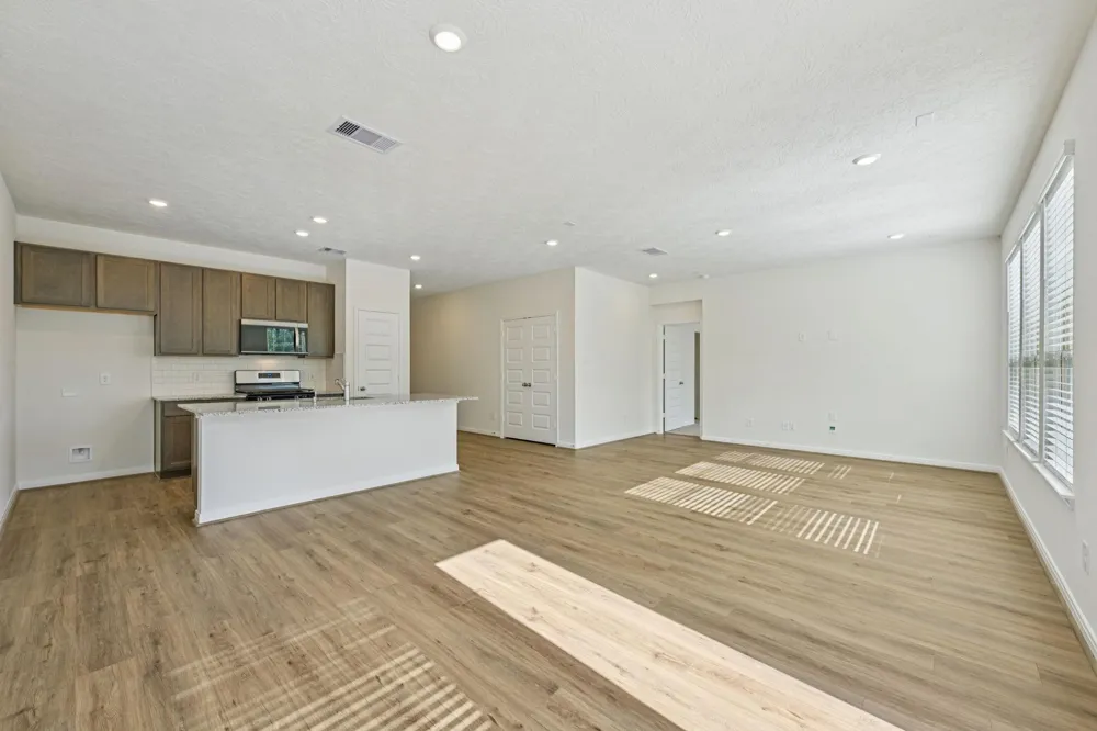 4801 Seven Oaks Lane Conroe, TX 77304