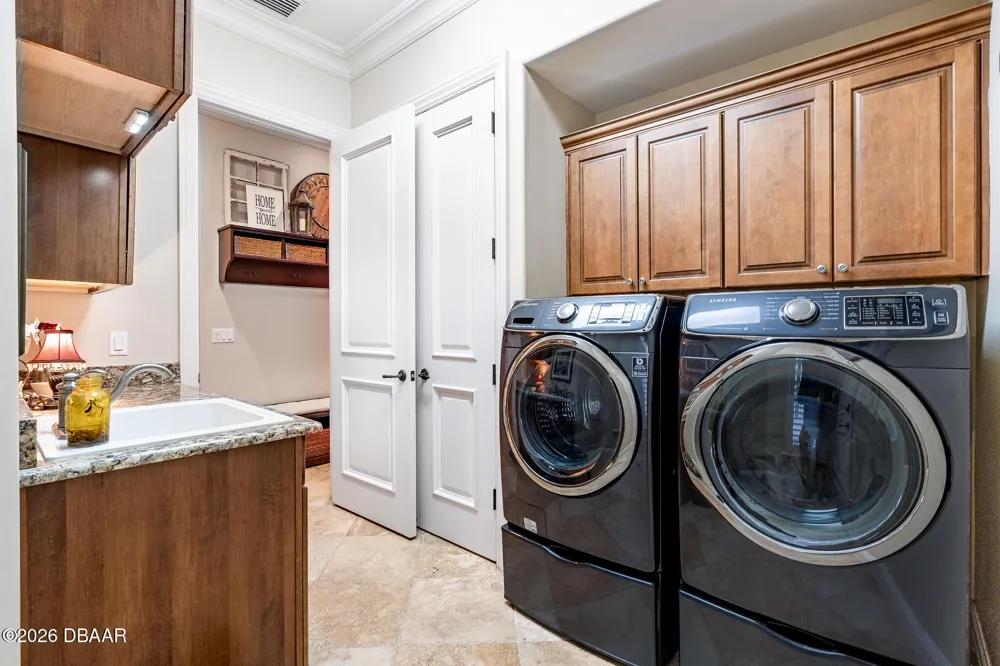 7341 Bella Foresta Place Sanford, FL 32771