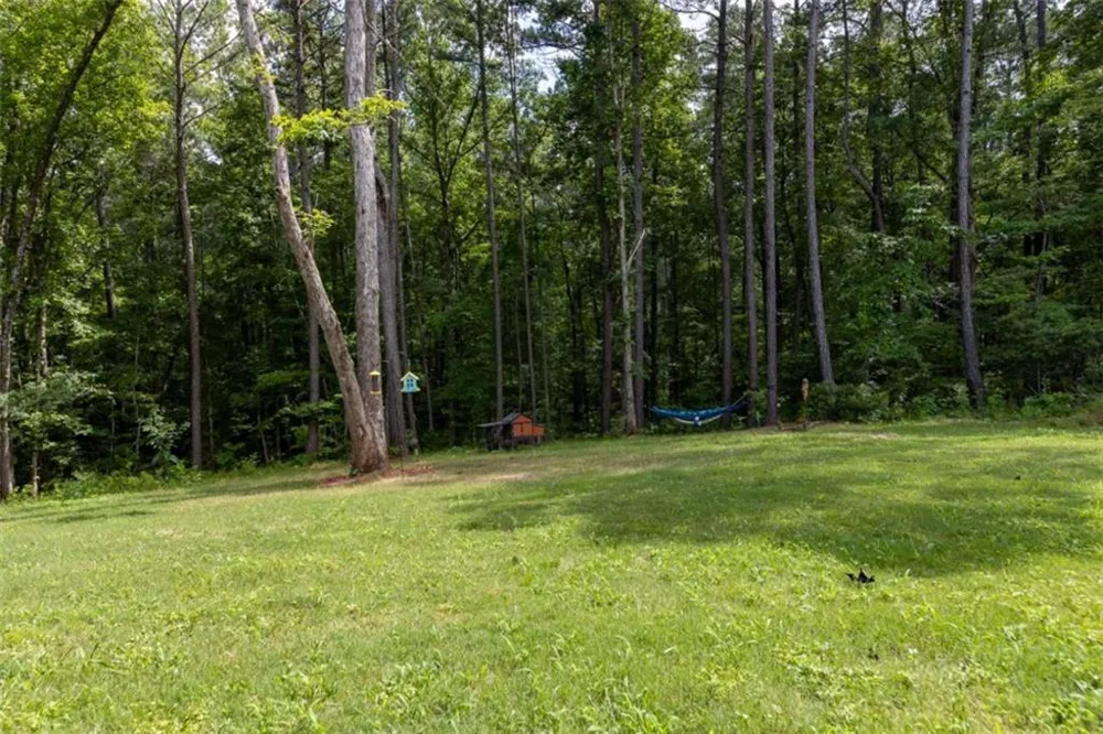 181 S Chattahoochee Drive S Hogansville, GA 30230