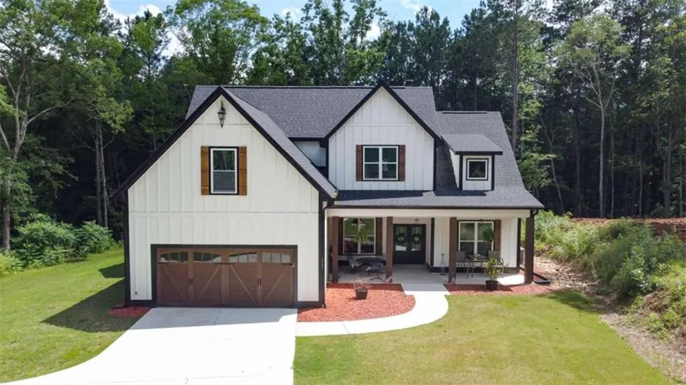 181 S Chattahoochee Drive S Hogansville, GA 30230