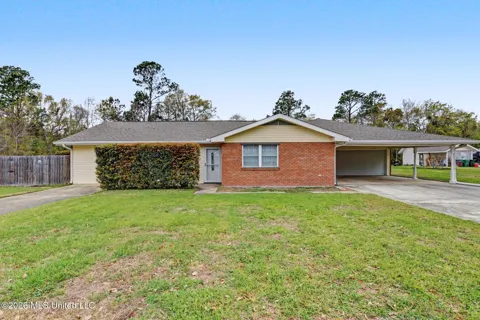 123 Espana Park Drive